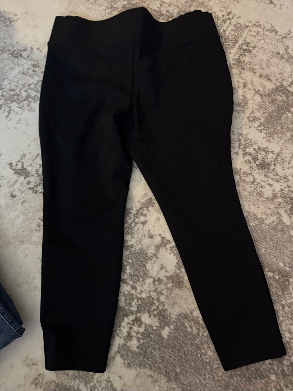 Torrid black 2R Pixie pant